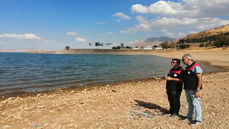 Keban Baraj Gölü'nde dron ile denetim