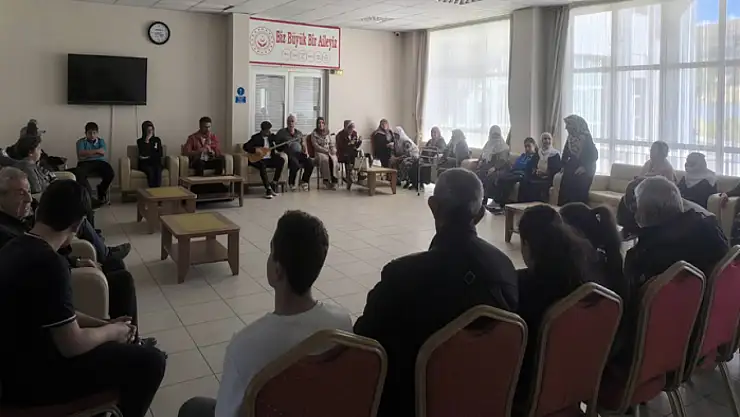 Kent Kültür Akademisi'nden huzurevi ziyareti