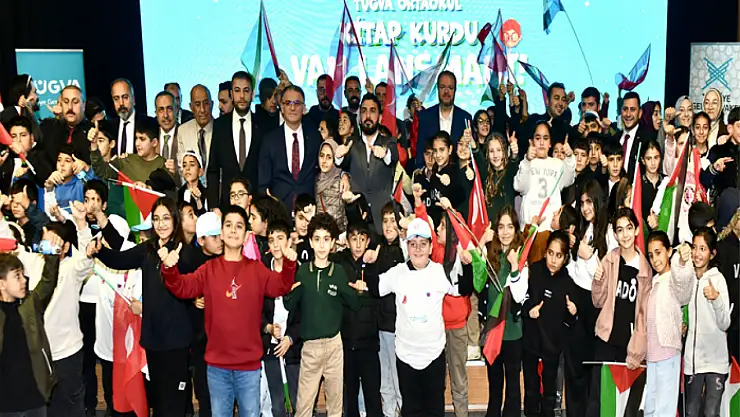 Kitap Kurdu Lansmanı yapıldı