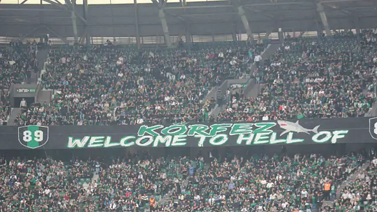 Kocaelispor- Galatasaray maçını 32 bin 18 biletli seyirci izledi