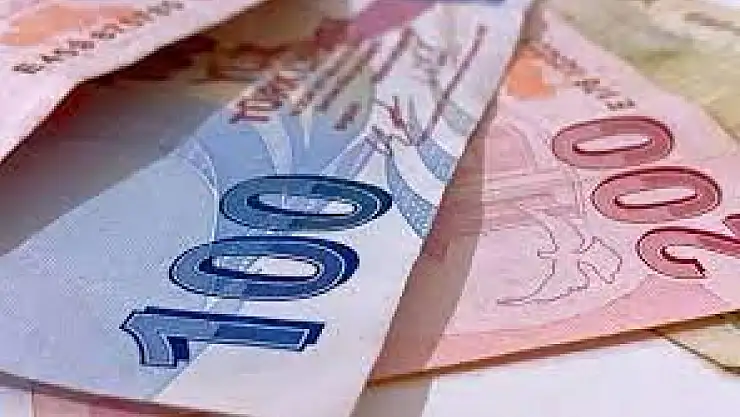 Kredi ihtiyacı olanlar dikkat! O banka faiz oranını neredeyse yarı yarıya indirdi... İşte detaylar