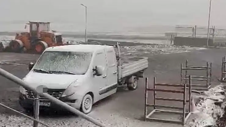 Mevsimin ilk karı yağdı