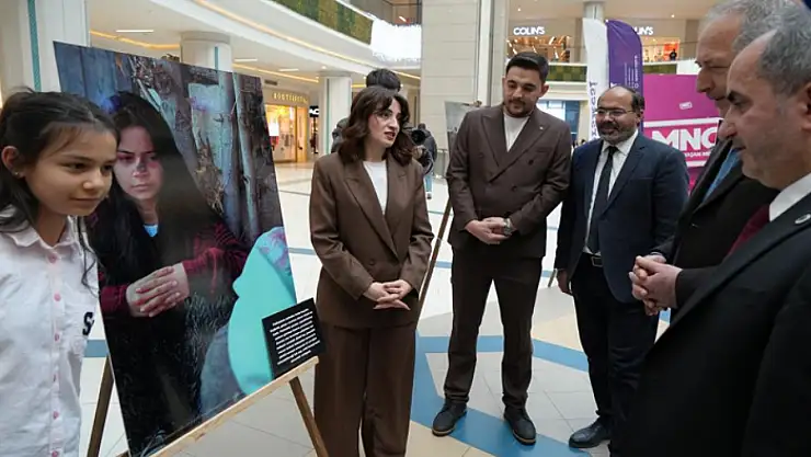 Mezuniyet ödevi için fotoğraflarla Gazzeli Kadınlar'ı anlattılar