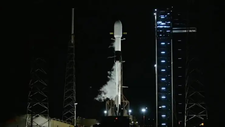 Milli uydu FERGANİ FGN-100-D2 uzayda