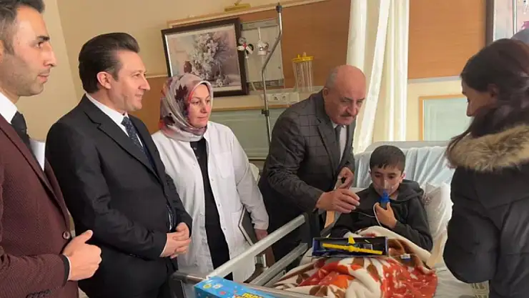 Miniklerden yürekleri ısıtan hareket