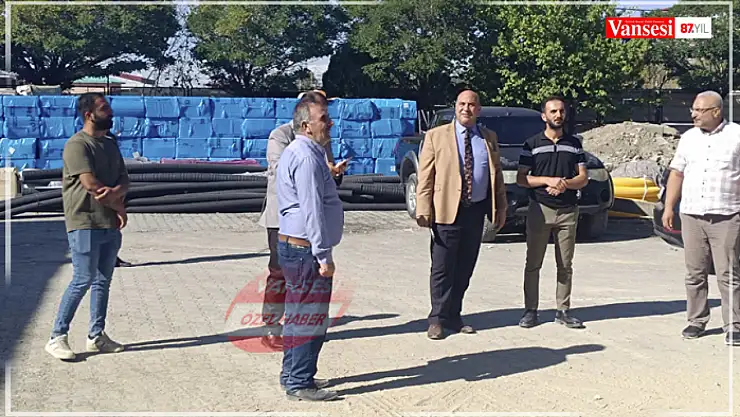 Müdür Aras devam eden okul çalışmalarını yerinde inceledi