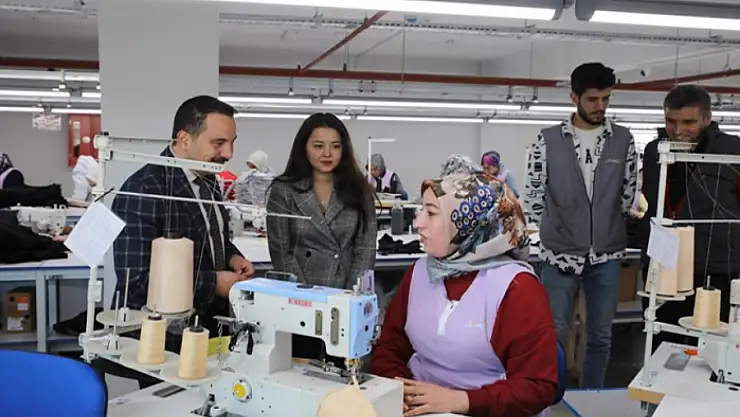 Muradiye'de kadınlar için tekstil fabrikası