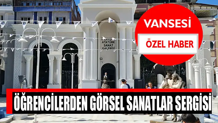 Öğrencilerden Görsel Sanatlar Sergisi