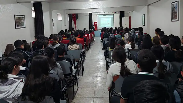 Öğrencilere afet farkındalığı ve yangınla mücadele eğitimi