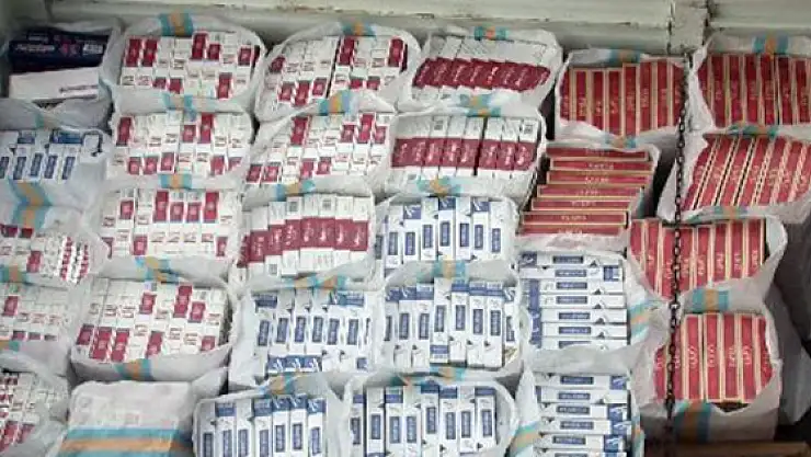 Van'da 100 bin paket kaçak sigara ele geçirildi