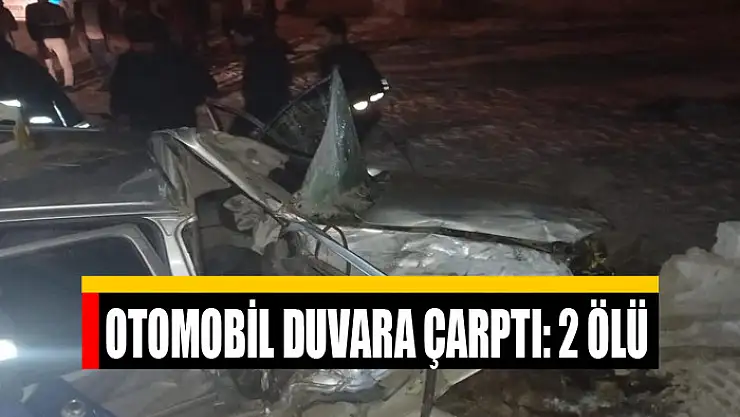 Otomobil duvara çarptı: 2 ölü