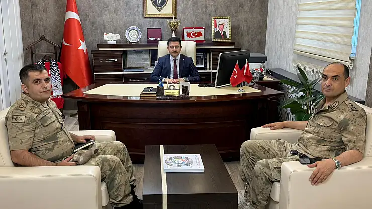 Özalp'ta Jandarma Komutanlığında görev değişimi
