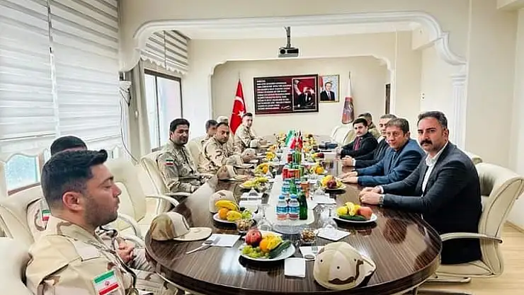 Özalp'te sınır güvenlik toplantısı yapıldı