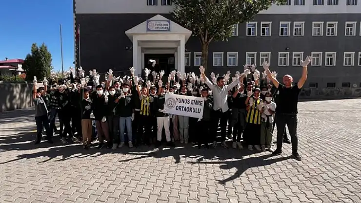 Patnos'ta öğrencilerden örnek davranış