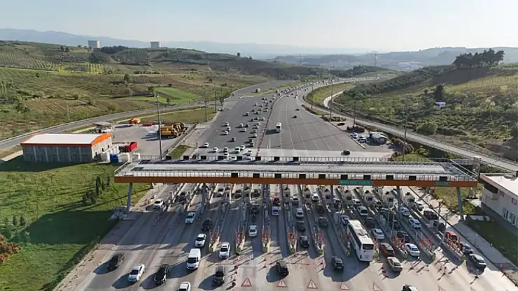 Ramazan Bayramı tatilinde otoyollardan geçen araç sayısı açıklandı