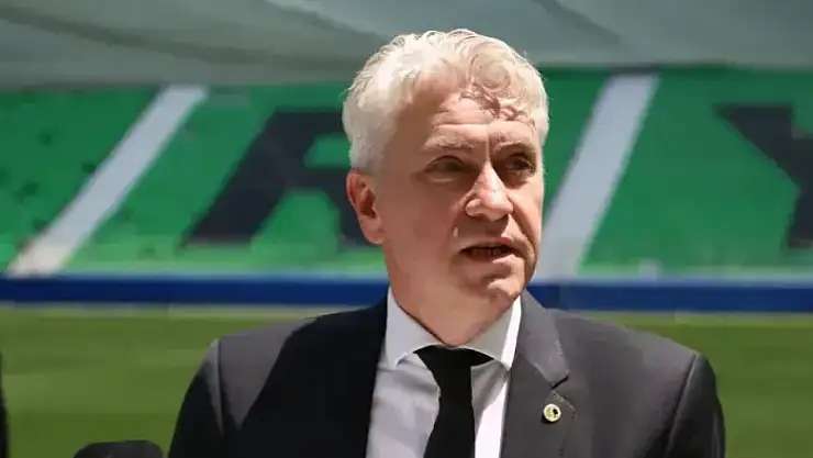 Sakaryaspor Kulübü Başkanı görevinden ayrıldığını duyurdu