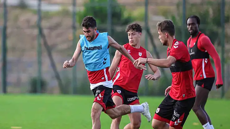Samsunspor'da yaprak dökümü sürüyor