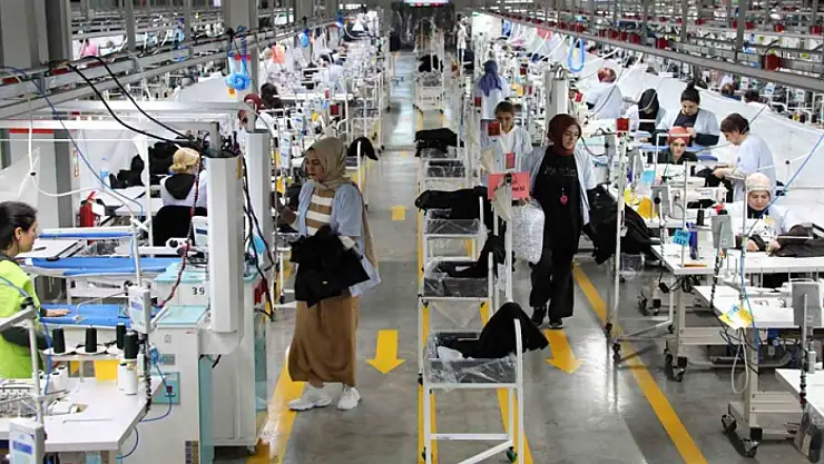 Sanayi üretimi yıllık yüzde 1,1 arttı