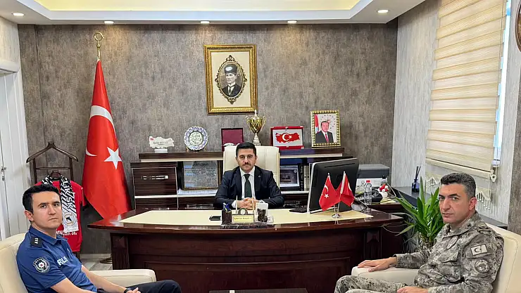 Sarıbıyık ve Onay'dan Kaymakam Rahmi Bulut'a nezaket ziyareti