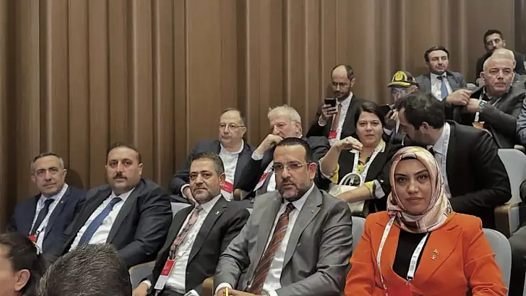 Şehircilik Zirvesinde Başkan Bayraktar'dan vizyoner mesajlar