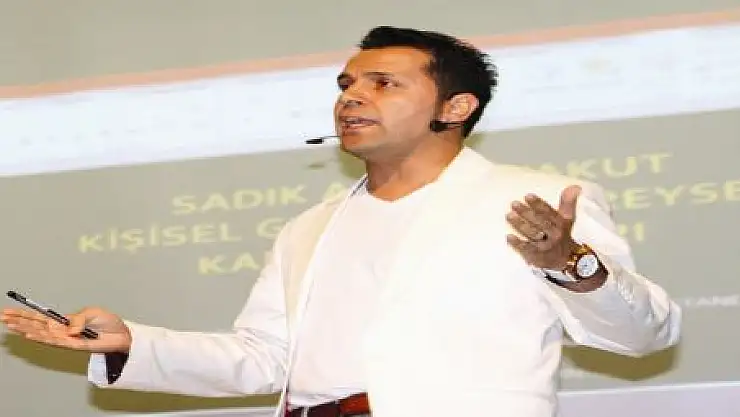 'KARAKTER İNSANI EN ÜSTLERE TAŞIR'