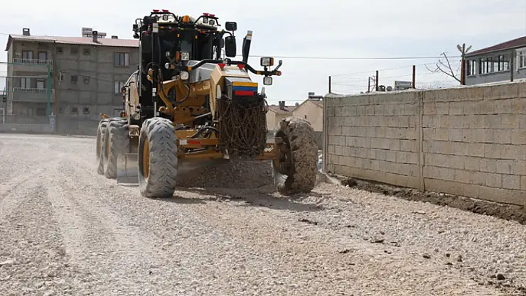 Şemsibey Mahallesi'nde stabilize yol çalışması