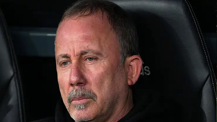 Sergen Yalçın, Beşiktaş'ın başında Fenerbahçe'ye ilk kez kaybetti