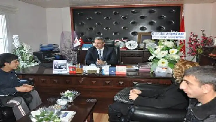 Sporculardan Sinir'e ziyaret