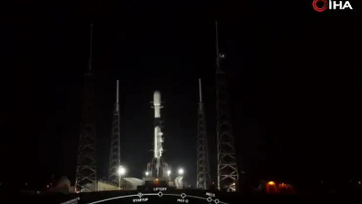 SpaceX, 56 Starlink uydusunu daha fırlattı