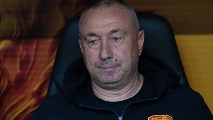 Stanimir Stoilov: Takımım her zaman kırmızı karta kadar olan o futbolu sahada sergilemeli