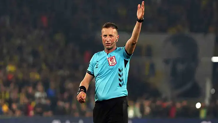 Süper Lig'de son 3 sezonda en çok derbi yöneten hakem Yasin Kol