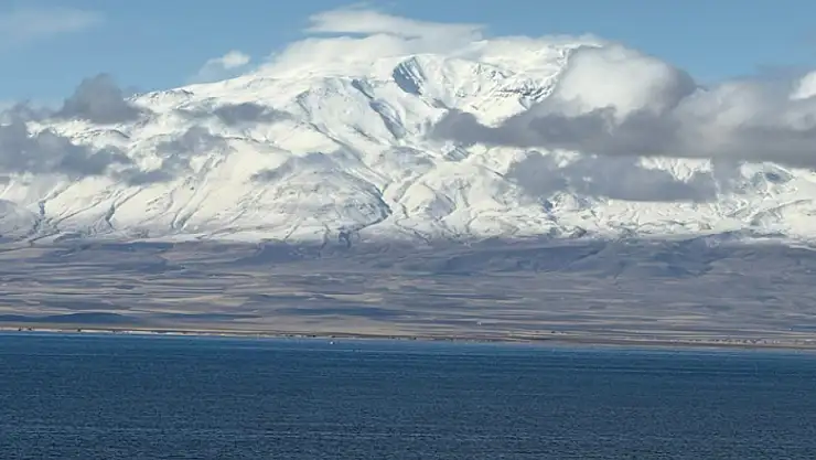 Süphan Dağı, beyaza büründü