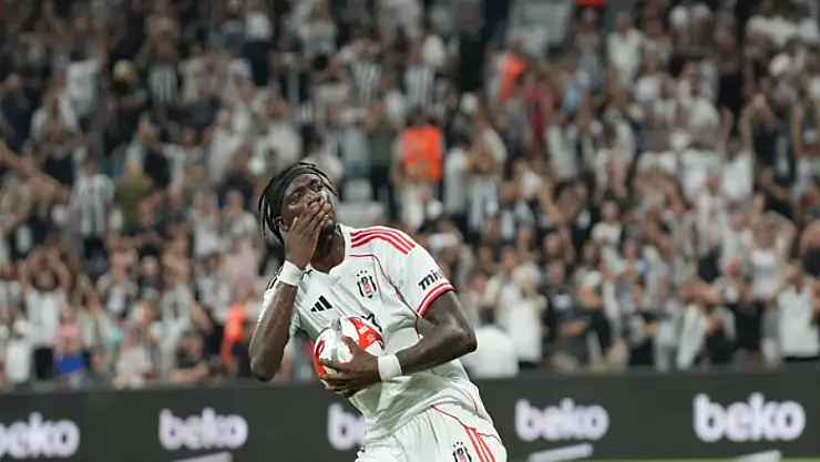 Tammy Abraham ilk resmi maçında golünü attı