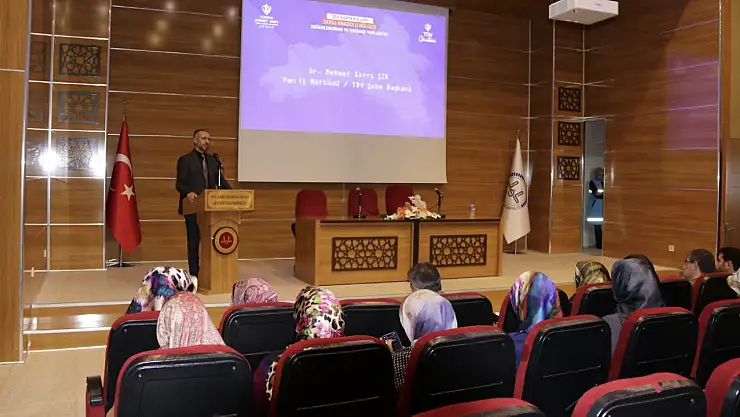 TDV Kadın Kolları Doğu Anadolu istişare toplantısı Van'da gerçekleşti