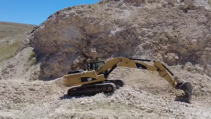 Tekler mahallesinde yol açma çalışması yapıldı