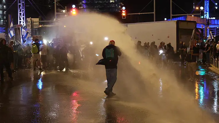 Tel Aviv ve Kudüs'te hükümet karşıtı protesto