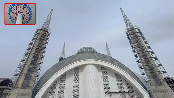 Tıbbiye Camii'nin duvarlarına Osmanlı ve Rûmî motifleri işleniyor