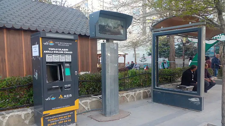 Toplu ulaşım akıllı dolum cihazı onarılmayı bekliyor