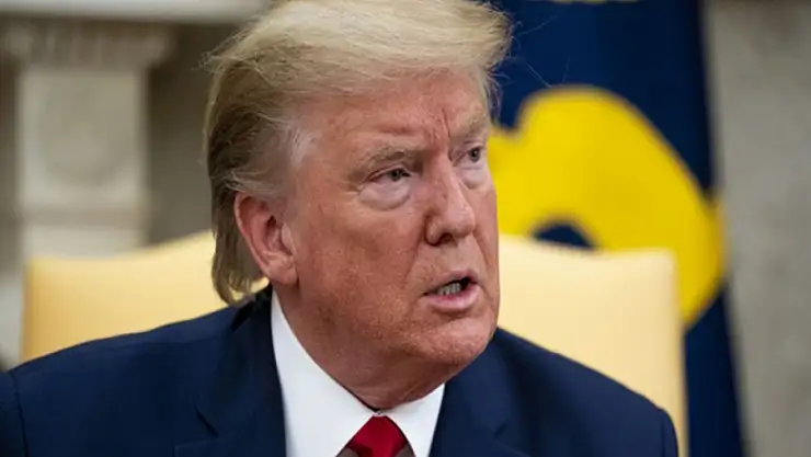 Trump: İlaç şirketlerinin ürünlerine yüzde 100 gümrük vergisi uygulanacak