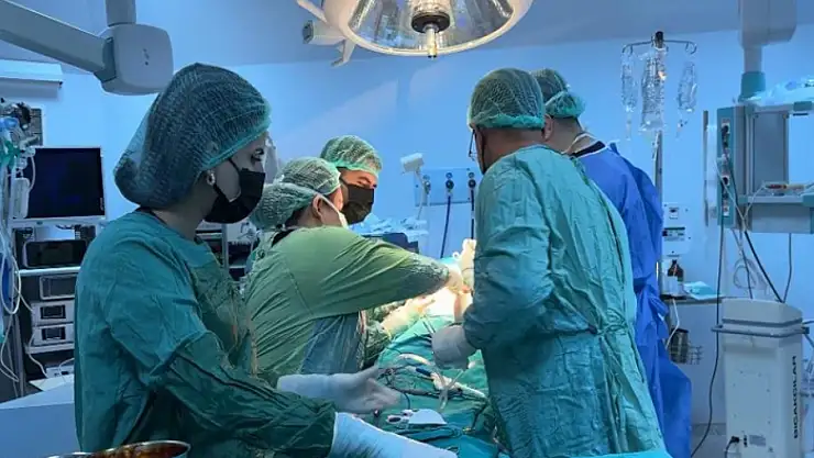 Tunceli'de 10 yıl sonra ilk kez tiroit ameliyatı yapıldı