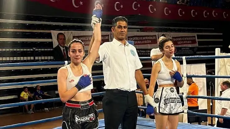 Türkiye Kick Boks Şampiyonası'nda Elazığ'a madalya yağmuru