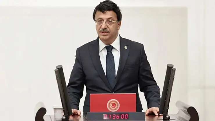 Türkmenoğlu'ndan fidan dikme çağrısı