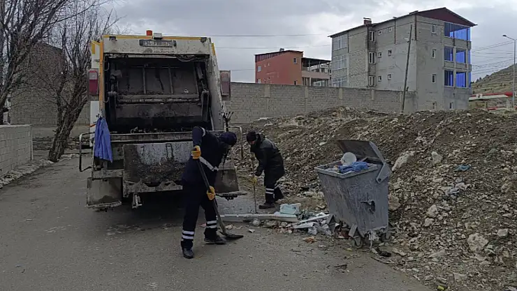 Tuşba'da Mahallelerde eş zamanlı temizlik seferberliği