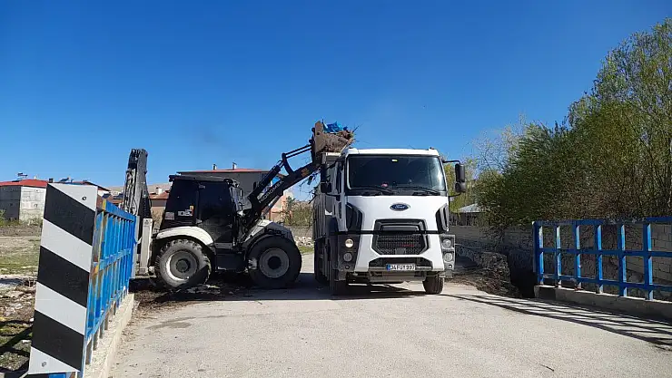 Tuşba'da temizlik çalışmaları