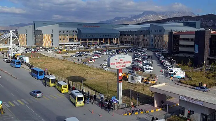 Üç hastahane kafeteryası kiraya veriliyor