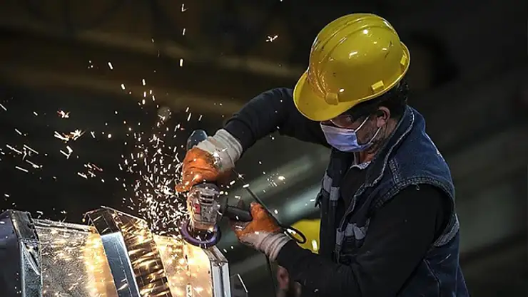 Ücretli çalışan sayısı yıllık yüzde 2 arttı