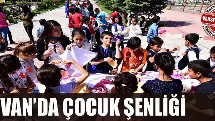 Van'da çocuk şenliği