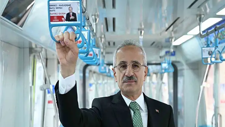 Uraloğlu: Marmaray, 12 yılda 1 milyar 430 milyon yolcuya hizmet verdi