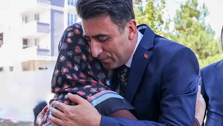 Vali Aygöl, şehit ailelerini yalnız bırakmadı