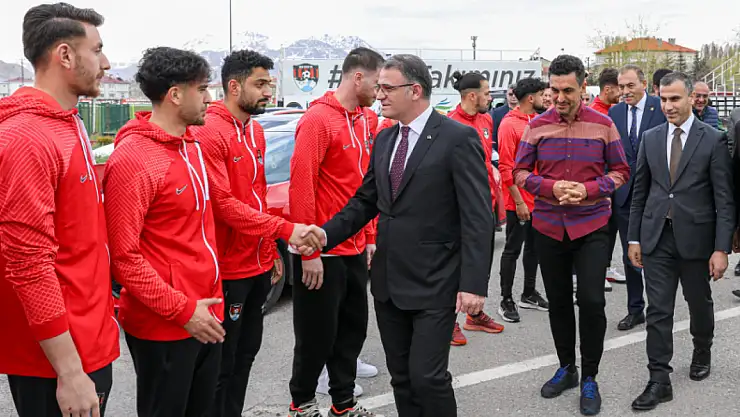 Vali Balcı'dan Vanspor'a ziyaret
